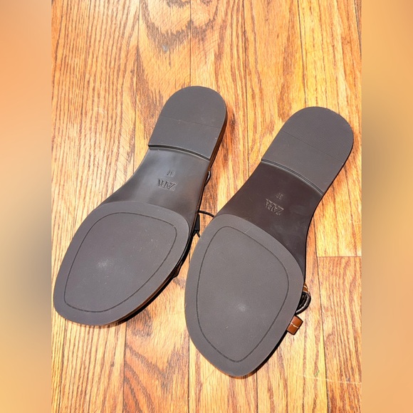 Zara Women's Tan and Brown Strappy Sandals - Picture 2 of 3